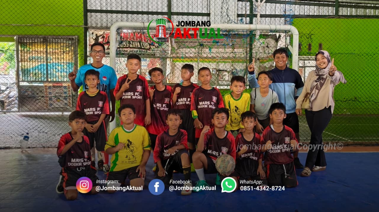 MI Al Hikmah Sumberagung Raih Juara 1 Futsal Antar Kecamatan, Taklukkan MI Al Anwar 1-0